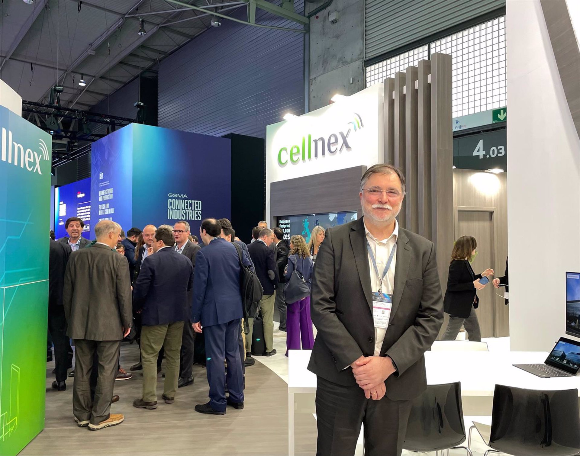 Álvarez (Cellnex) lamenta las trabas legales en el desarrollo de antenas en mobiliario urbano