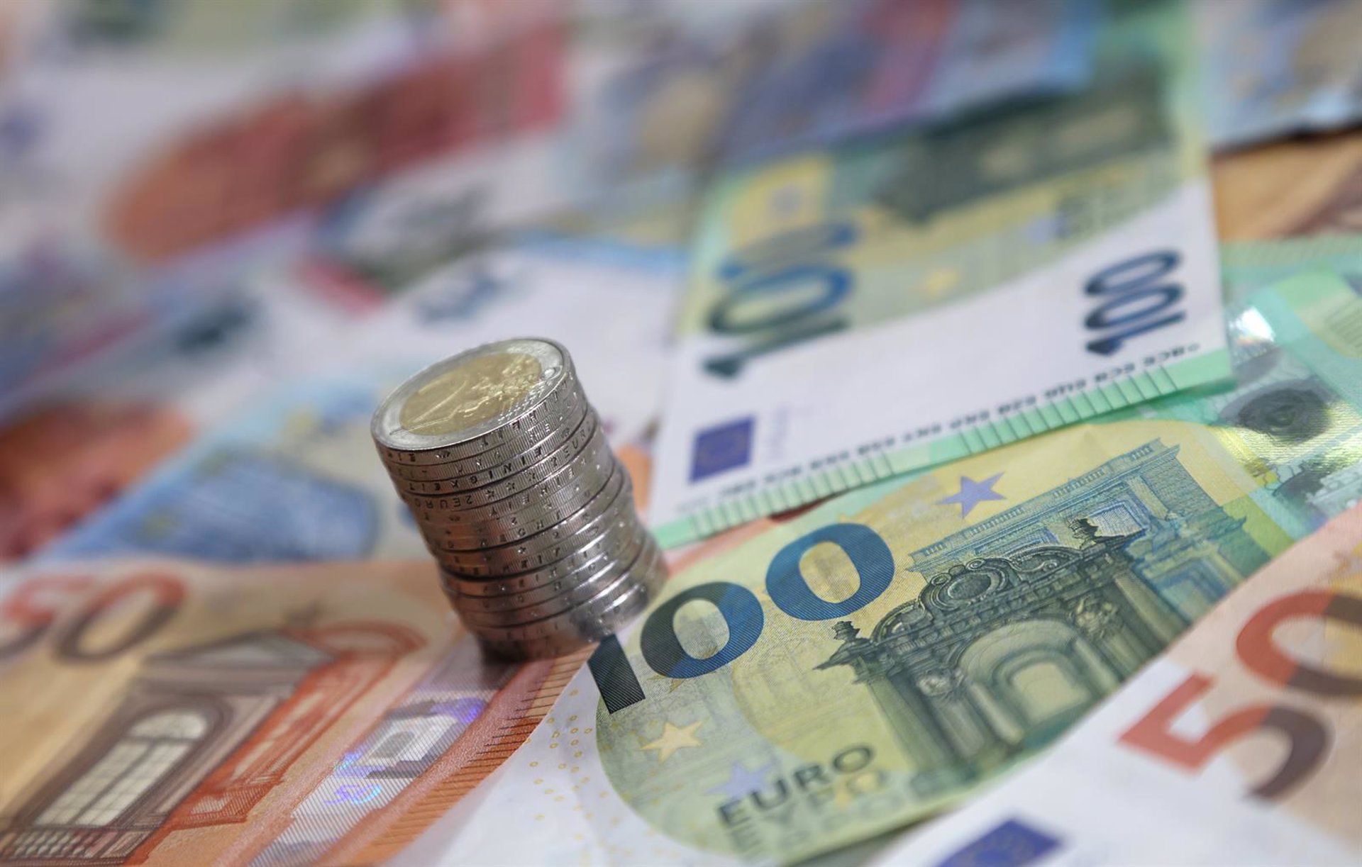 Bruselas lleva a España ante el TJUE por trato fiscal discriminatorio de no residentes