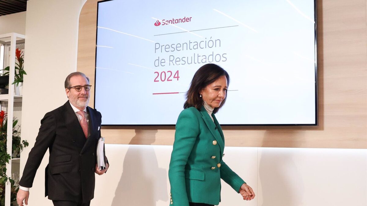 Santander pagó más de un millón de euros a 418 banqueros en 2024