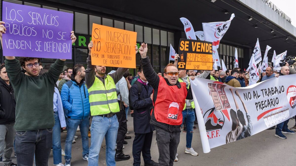 El mantenimiento de la huelga en Renfe por los sindicatos minoritarios provoca cancelaciones puntuales