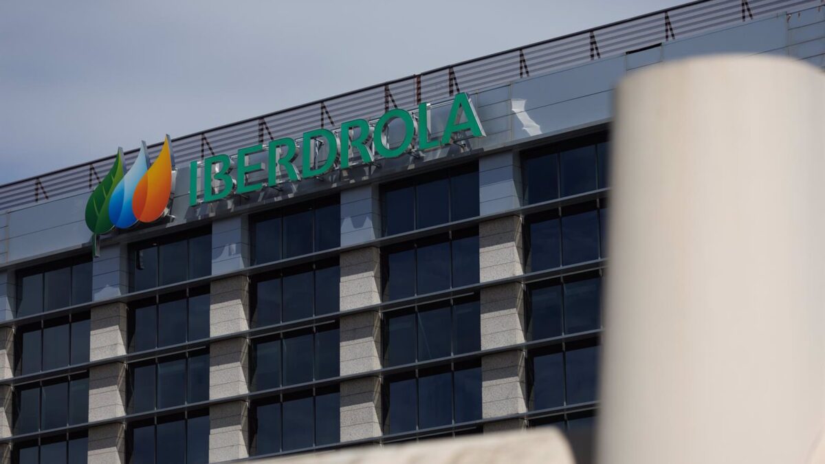 Iberdrola lanza una emisión de bonos verdes de 375 millones referenciada al valor de sus acciones