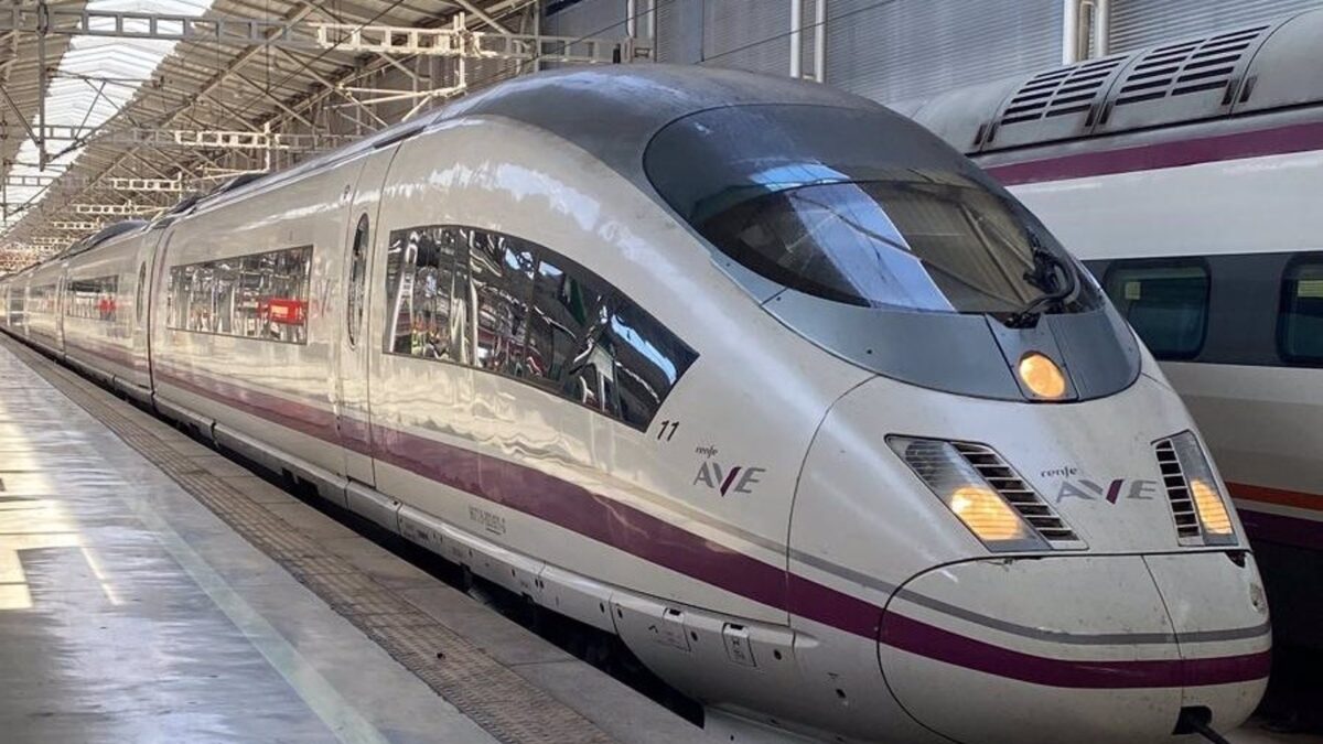 Renfe aumenta la oferta de plazas Málaga-Barcelona con dos nuevos trenes AVE directos a partir del 8 de abril