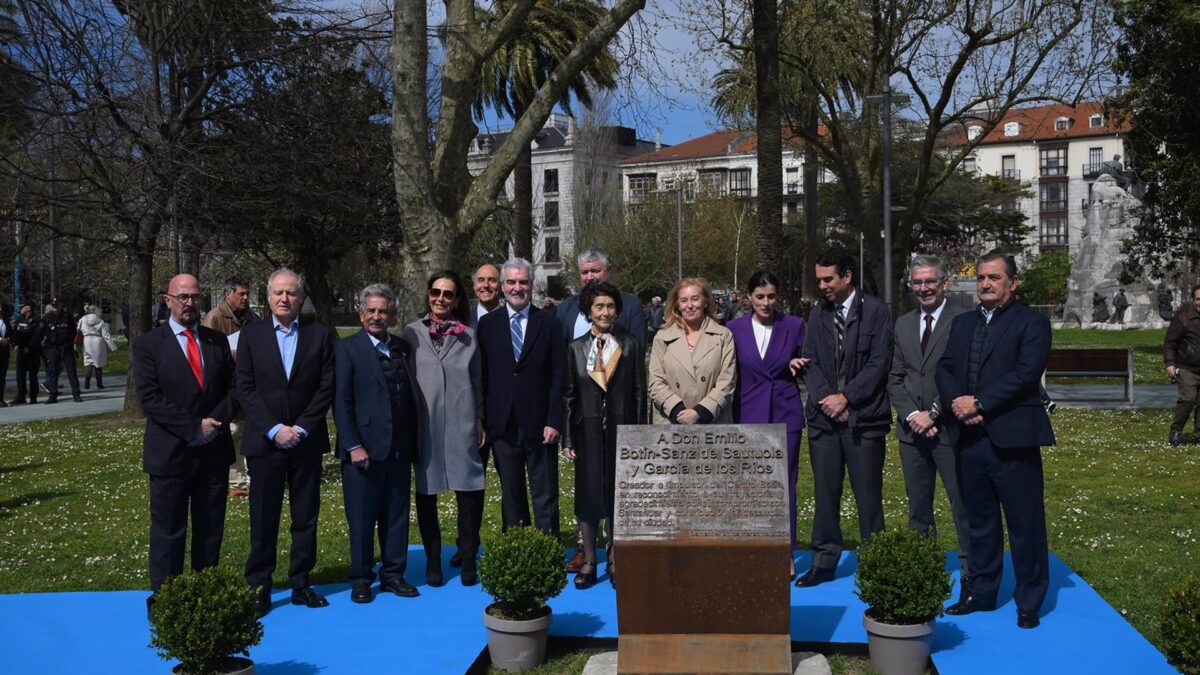 Santander reconoce la figura y compromiso de Emilio Botín y su «huella imborrable» en la ciudad