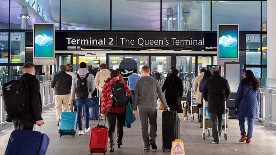 2024, un año de récord para el aeropuerto de Heathrow: gana un 23% más y vuelve al pago de dividendos