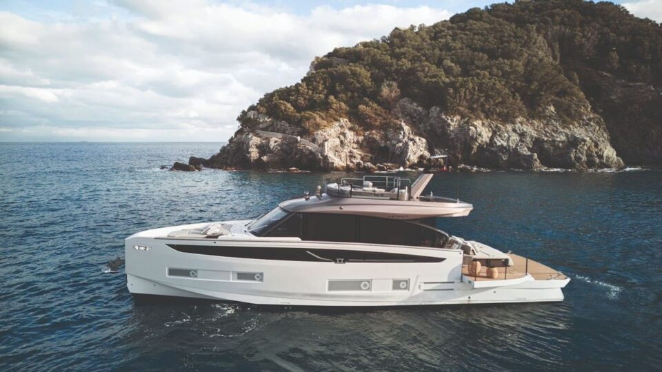 Novedades | Azimut 6 Seadeck 6, ahora con versión Sundeck