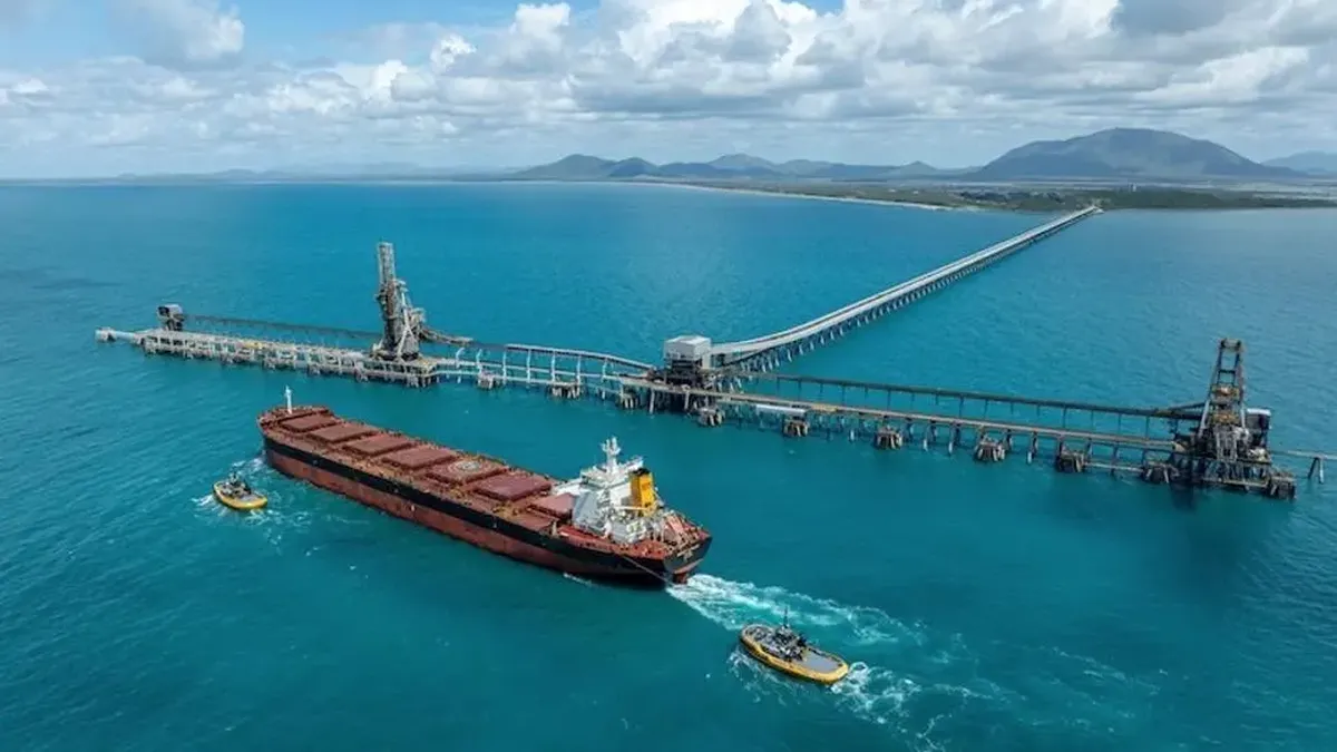 El multimillonario Gautam Adani vende una terminal australiana a su propia empresa por 2.600 millones de dólares
