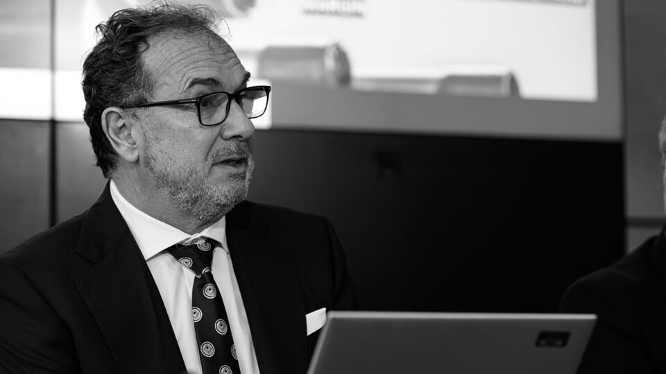 Amper ‘ficha’ a Jesús Esmorís, exconsejero delegado de Tubacex