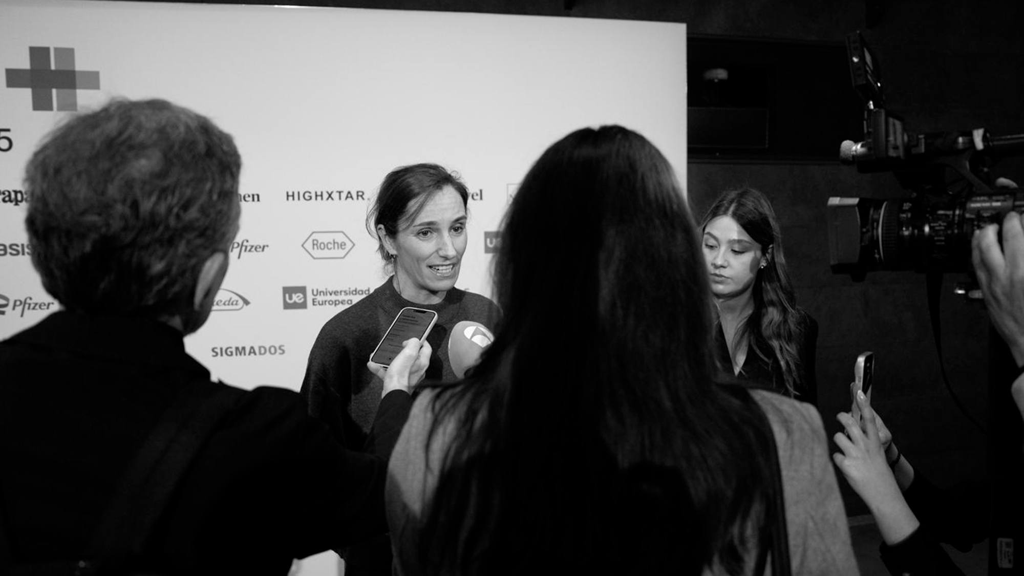 La ministra de Sanidad, Mónica García, confirma en Forbes Healthcare Summit que un fallo eléctrico ha colapsado la elección de plazas de Formación Sanitaria: «Espero que a lo largo de la mañana esté solucionado»
