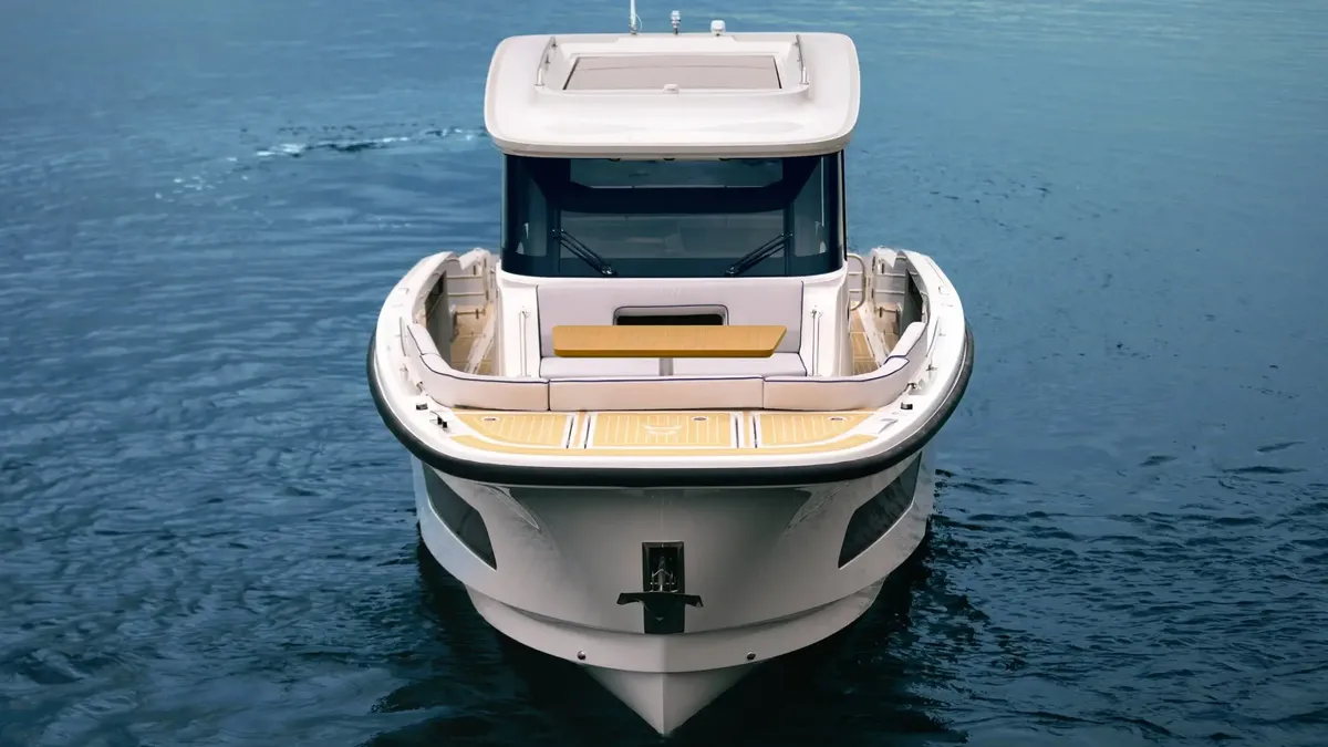 Novedades | Aiata Wayfinder 38: innovación y versatilidad en el mar