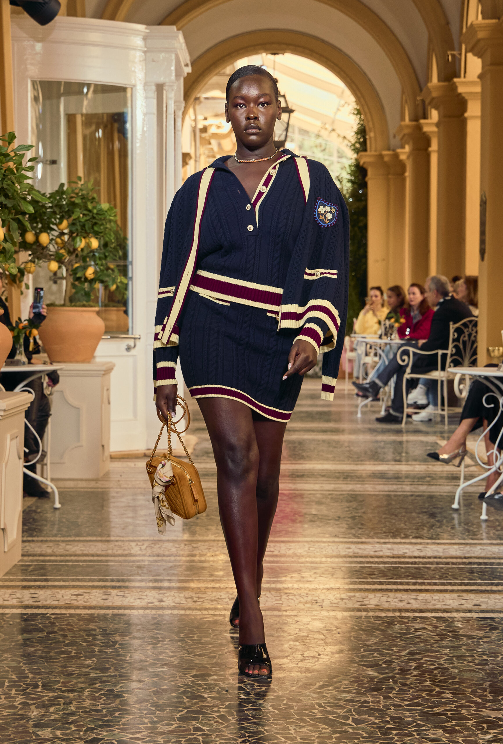 CHANEL lanza su colección Crucero 2025/26 en el Lago di Como