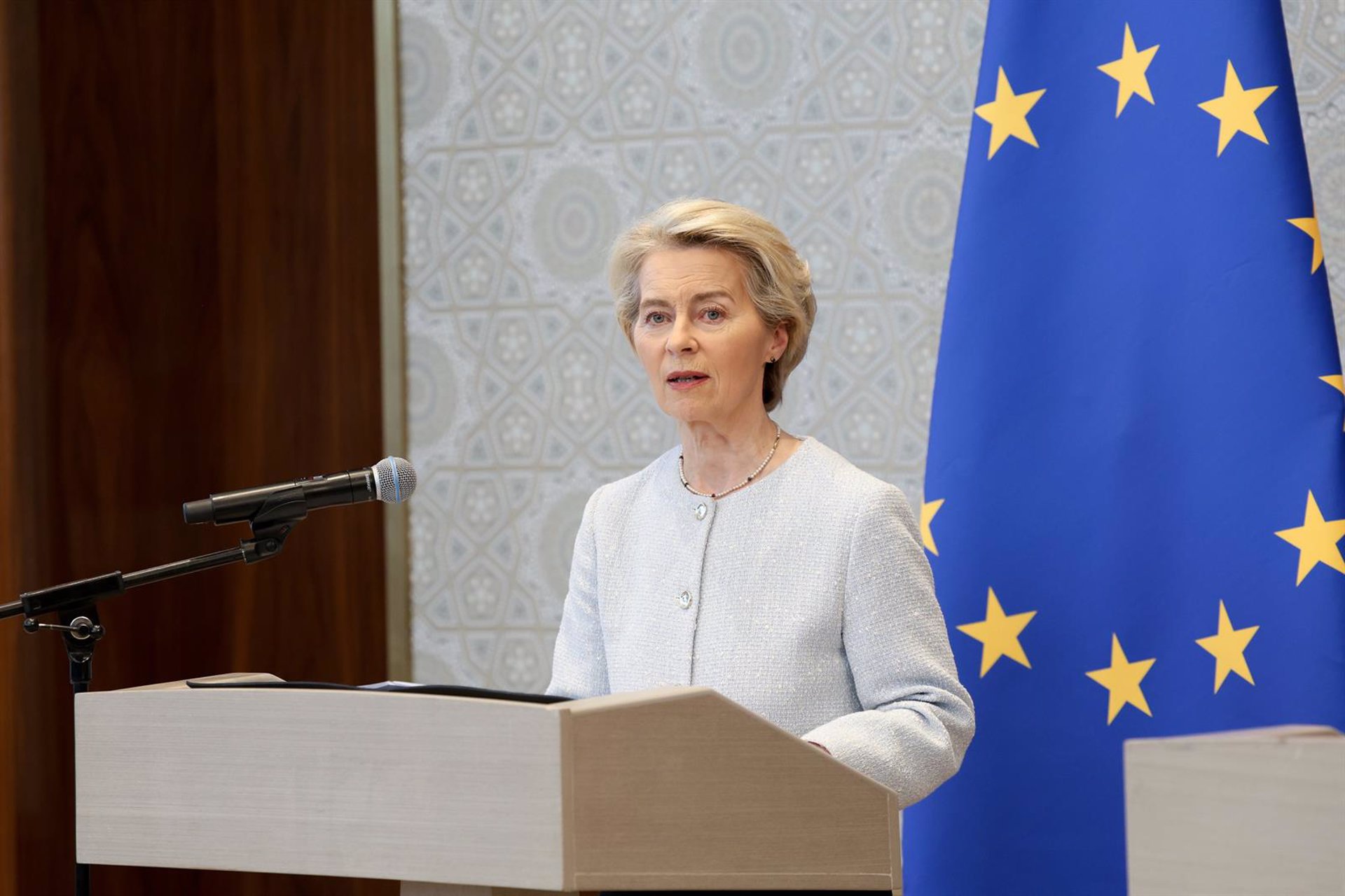 La UE y EUA iniciarán negociaciones para un acuerdo de libre comercio