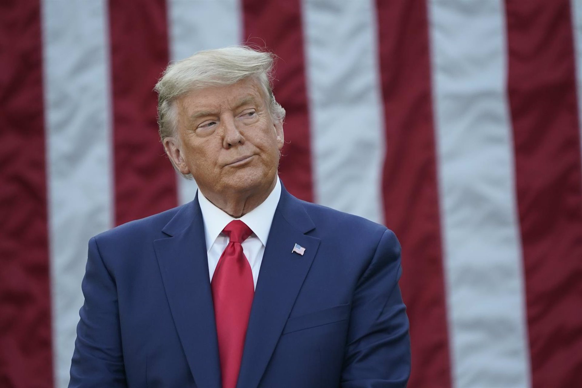 Trump se abre a reducir «sustancialmente» los aranceles a China