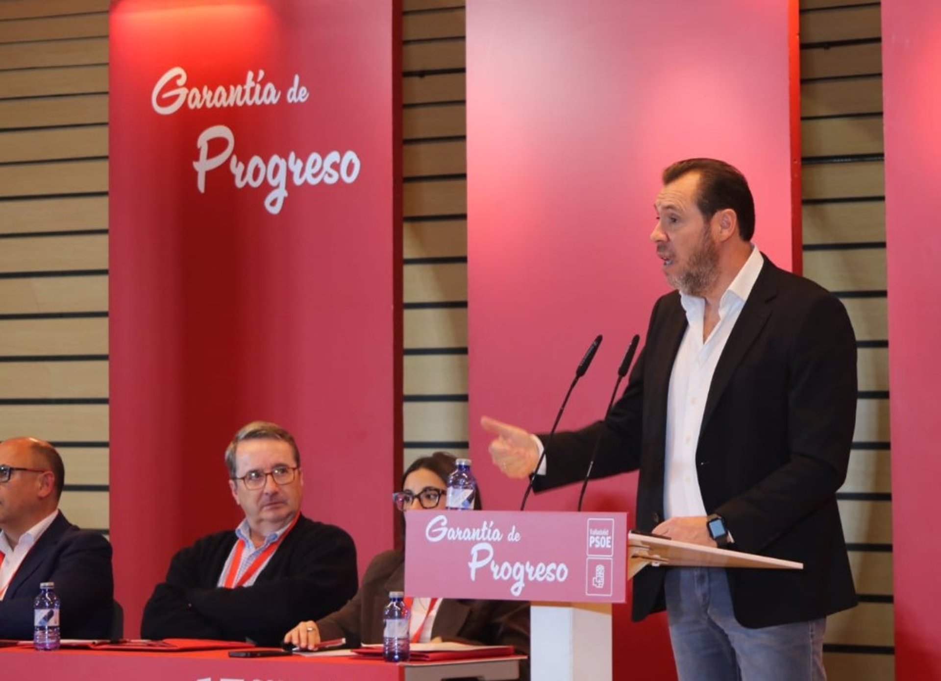 Puente, seguro del efecto beneficioso de la reducción de la jornada laboral, que «va a exigir diálogo»
