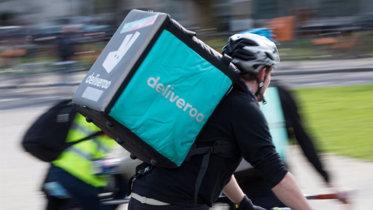 Deliveroo se dispara un 18% tras el interés en su compra de DoorDash