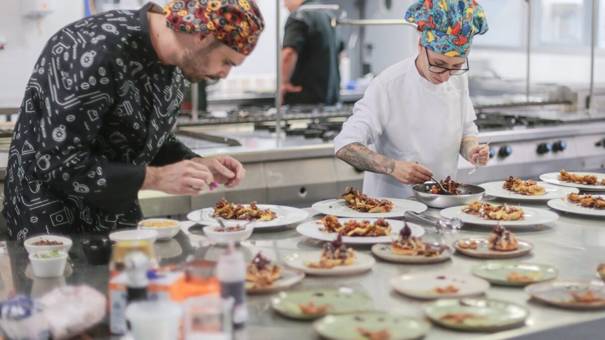 Más de una decena de establecimientos hosteleros participan en la Ruta de la Tapa ‘Sentia Amarantis’ en Mérida