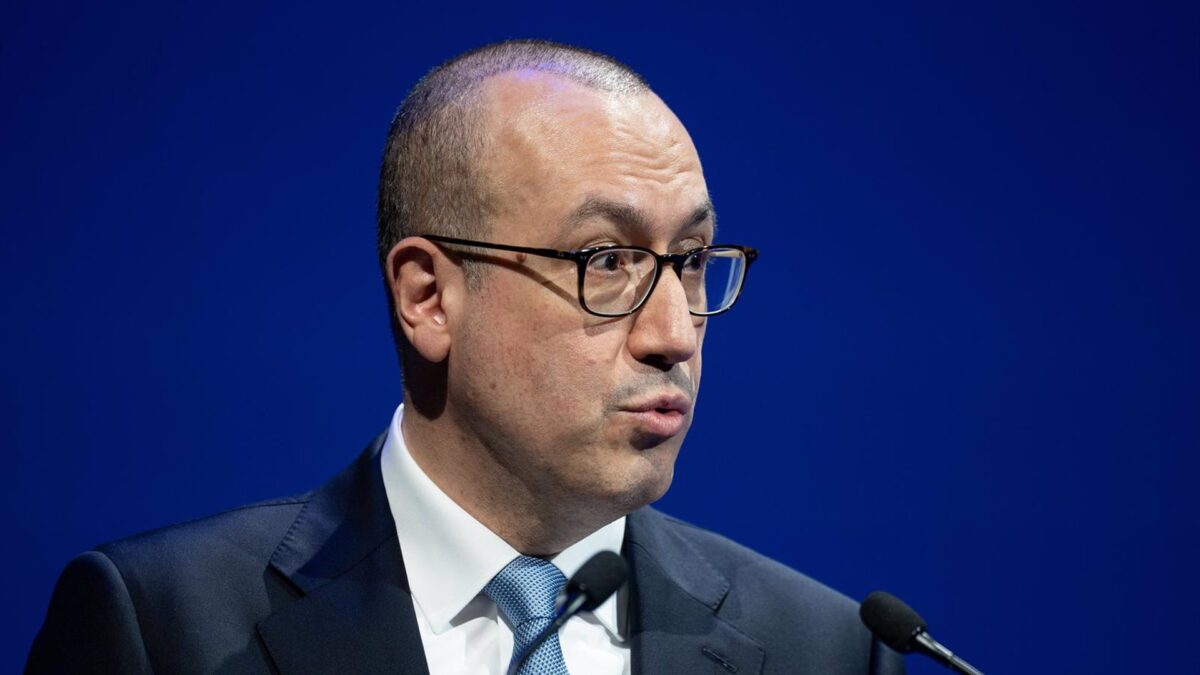 BBVA espera una ligera caída en su margen de intereses, pero reduce su sensibilidad a los tipos