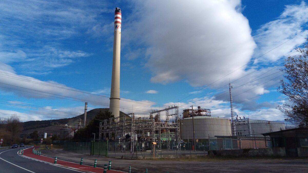 Petronor arranca la puesta en marcha paulatina y secuencial de la refinería de Muskiz (Vizcaya)