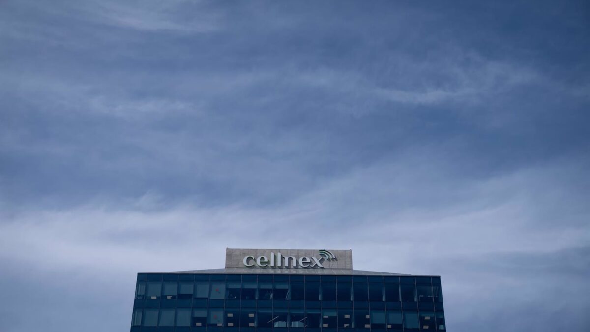 Cellnex sitúa en el 98% la normalidad en servicios para operadores de telefonía móvil