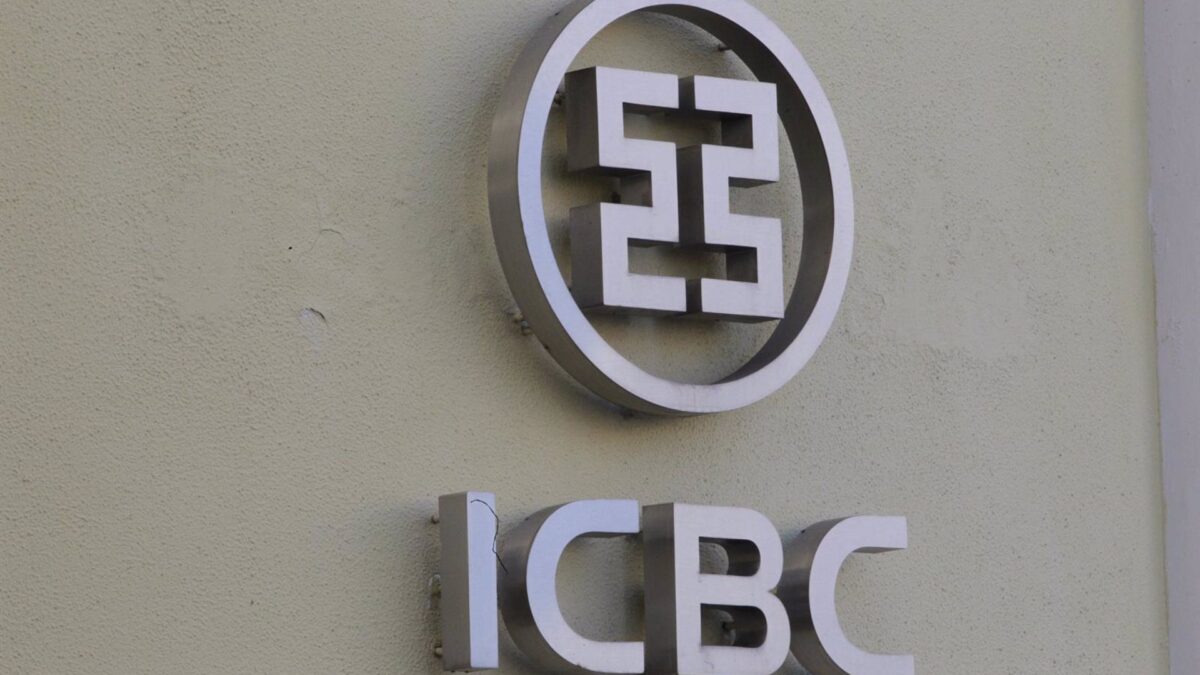El banco chino ICBC gana 10.143 millones de euros en el primer trimestre, un 4% menos