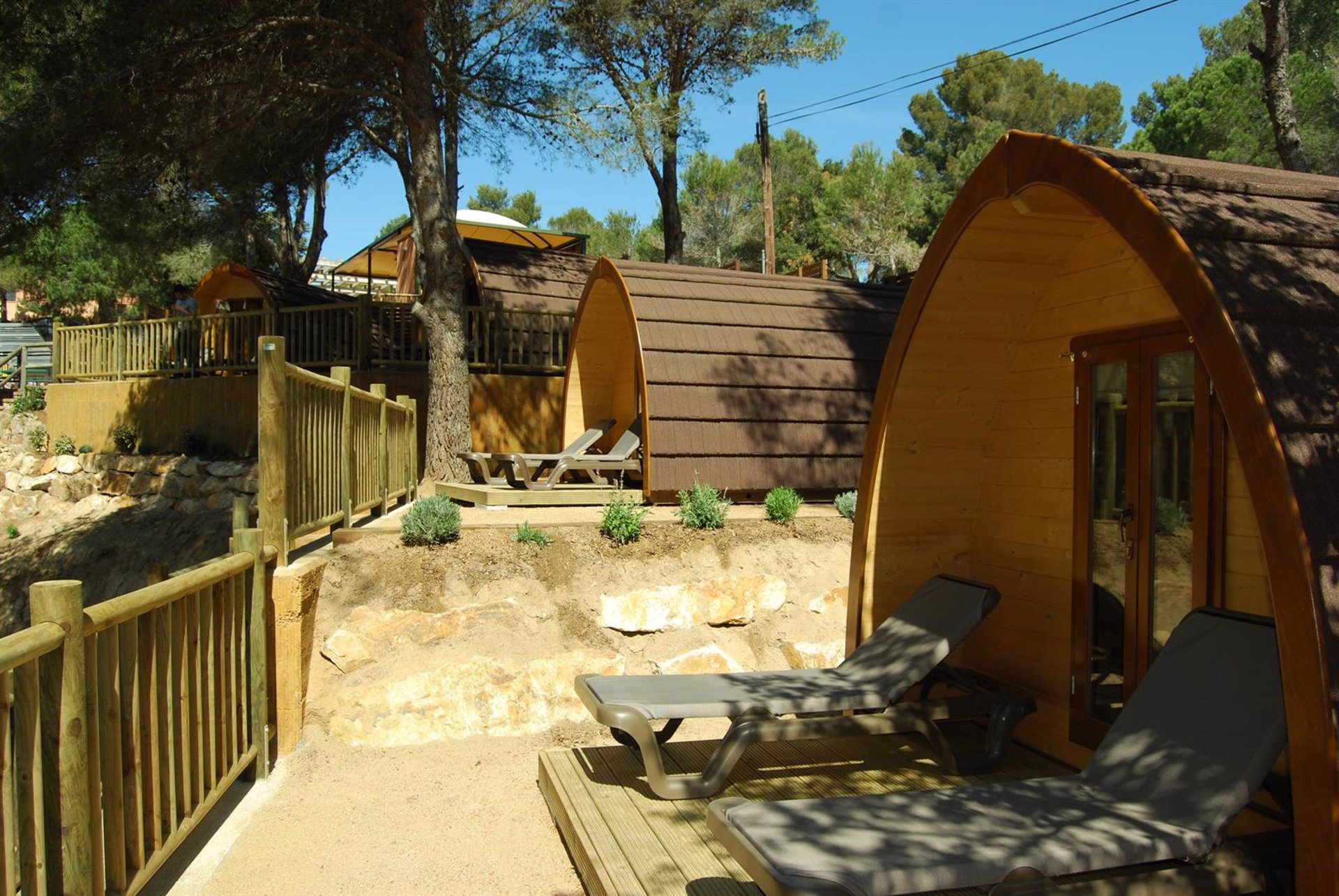 La ocupación en apartamentos, campings y casas rurales cae un 13,8% en marzo por el efecto de la Semana Santa