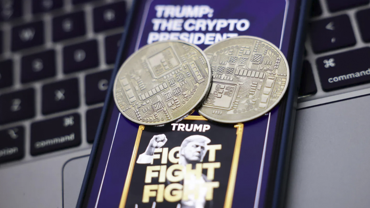 Por qué el precio de la ‘moneda meme’ de Trump ha aumentado su valor