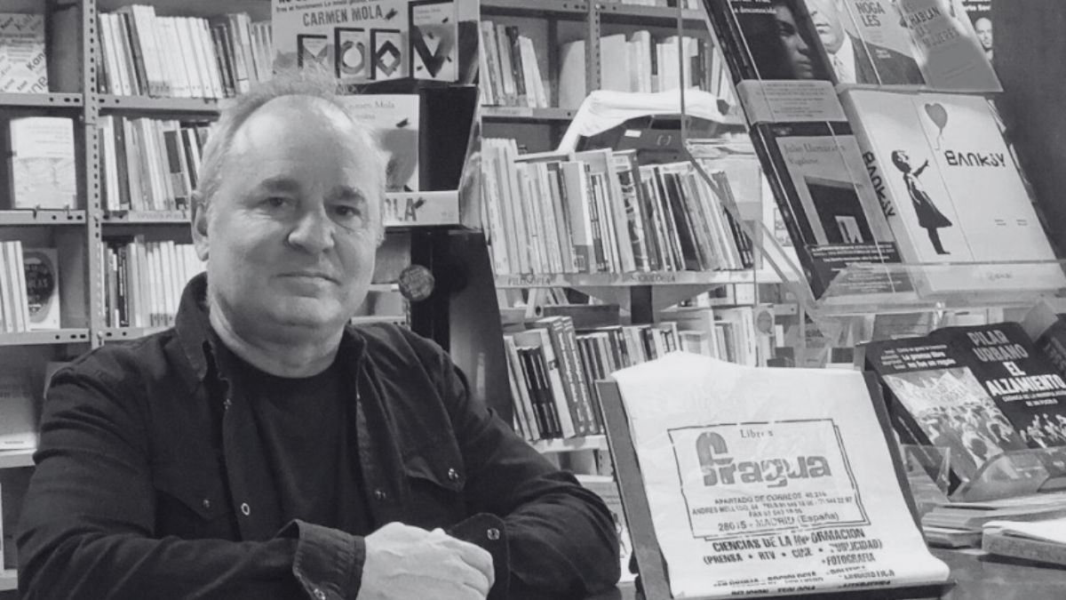 Hombre del día | Ignacio Muñoz, el histórico librero de Fragua Libros en Ciencias de la Información de la Universidad Complutense, se jubila