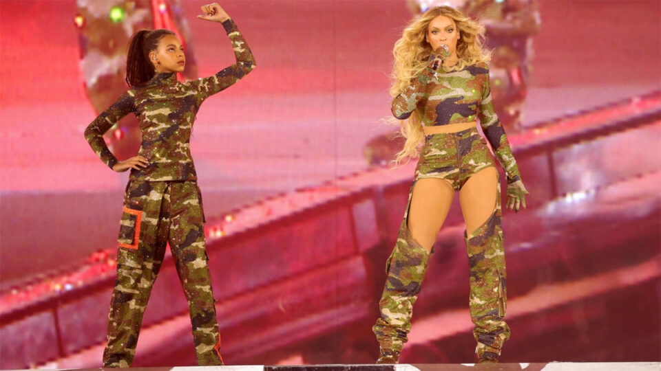 Beyoncé vuelve a los escenarios con su gira ‘Cowboy Carter’ de la mano de sus hijas y con las entradas casi agotadas