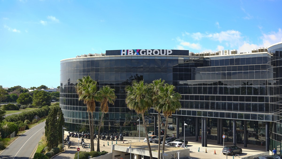 HBX ingresa un 15% más en España y avisa de un cambio de tendencia para verano sin caída de reservas