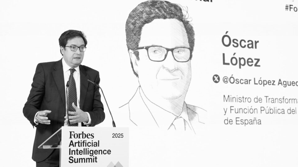 El ministro Óscar López, en Forbes Artificial Intelligence Summit 2025: «España destina uno de cada tres euros en transformación digital»