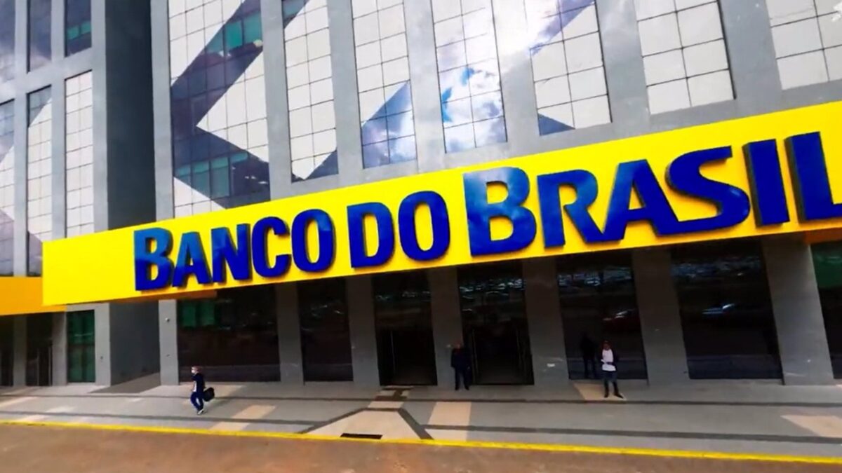 Banco do Brasil cae un 12% en Bolsa tras recortar previsiones
