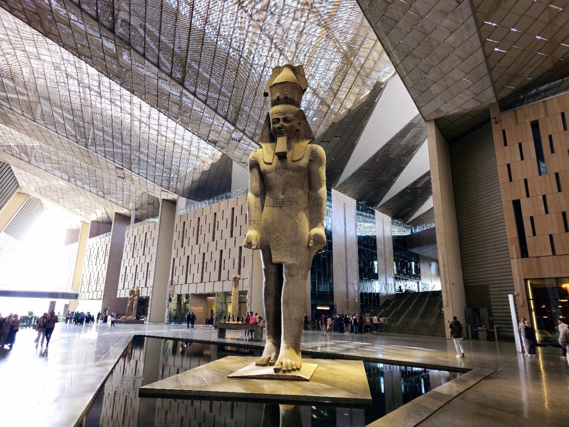 Egipto impulsa la llegada de visitantes chinos ante la gran apertura del Gran Museo Egipcio