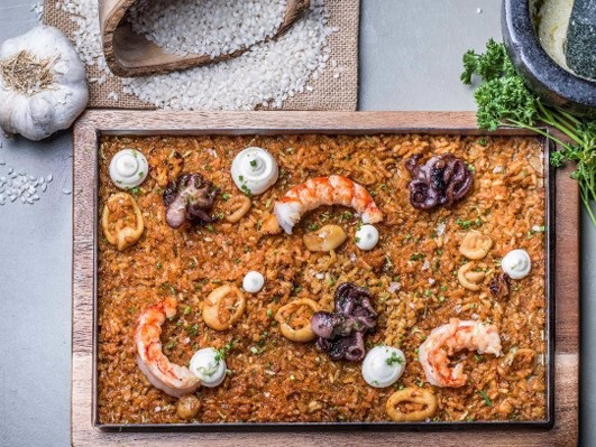 Vincci Hoteles estrena ‘Arroz Circular’, su nueva propuesta gastronómica con reciclaje de cápsulas