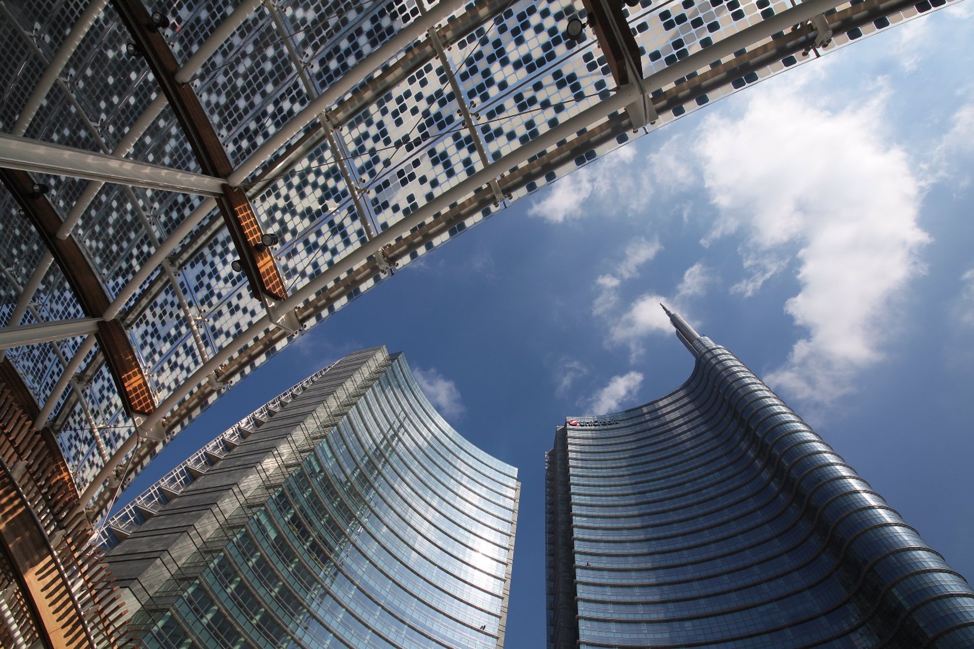 El Gobierno de Italia defiende la «plena legitimidad» de sus condiciones a UniCredit en la OPA sobre BPM