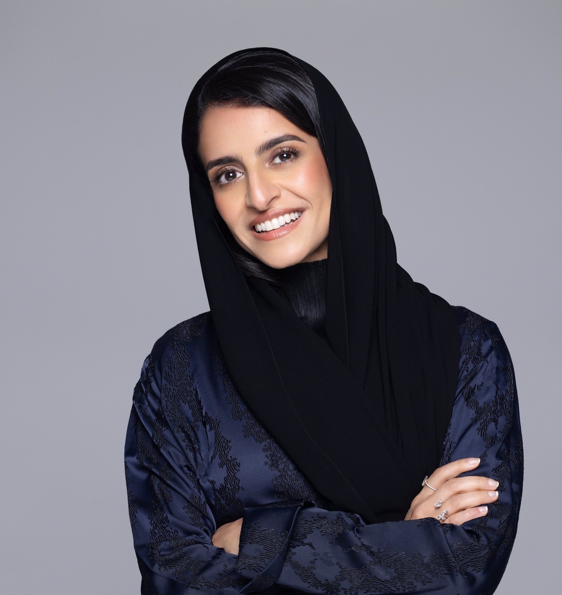 Emiratos Árabes aplaude el «espíritu audaz» de las mujeres emiratíes con la nueva líder de ONU Turismo