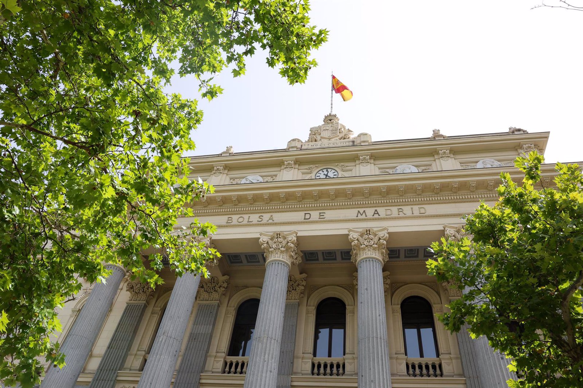 El Ibex 35 sube un 6,5% en mayo y acumula ya un avance del 22% desde inicios de año