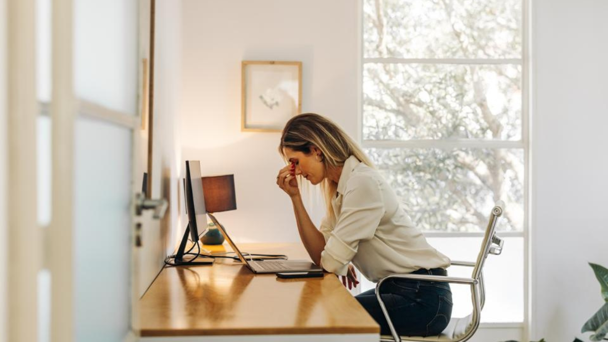 Cinco estrategias para prevenir el aislamiento social al teletrabajar
