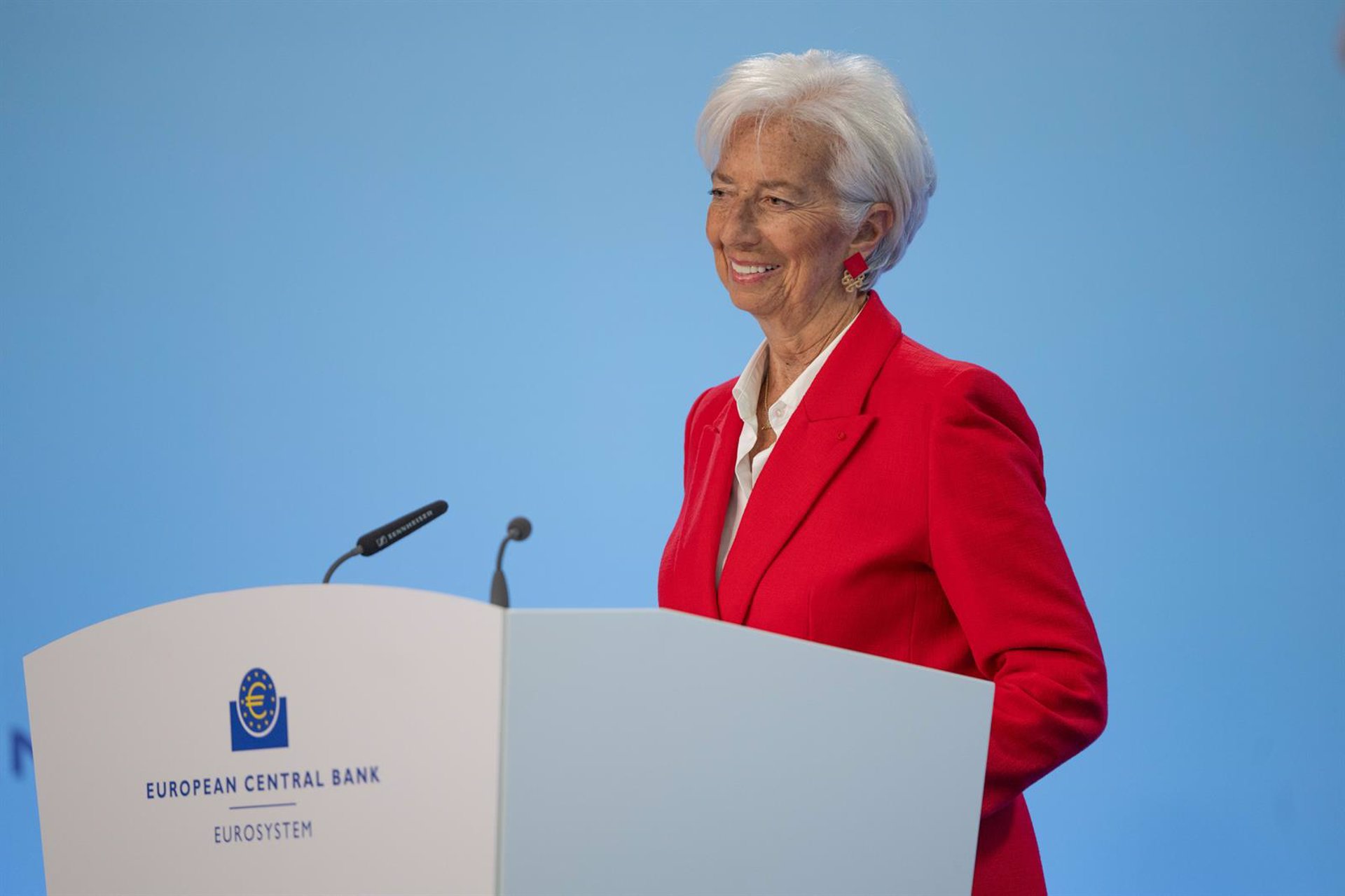 Lagarde asegura que el actual nivel de tipos posiciona bien al BCE para abordar la incertidumbre