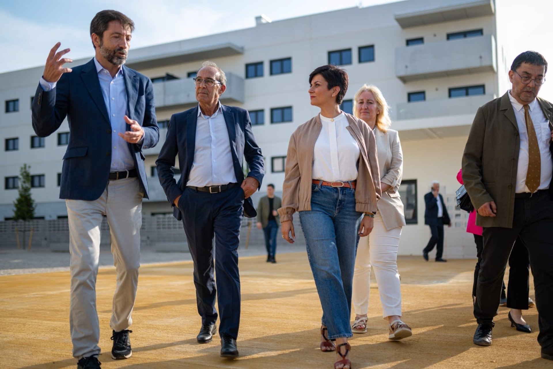 Isabel Rodríguez: «Para que España avance hacen falta viviendas dignas y asequibles»