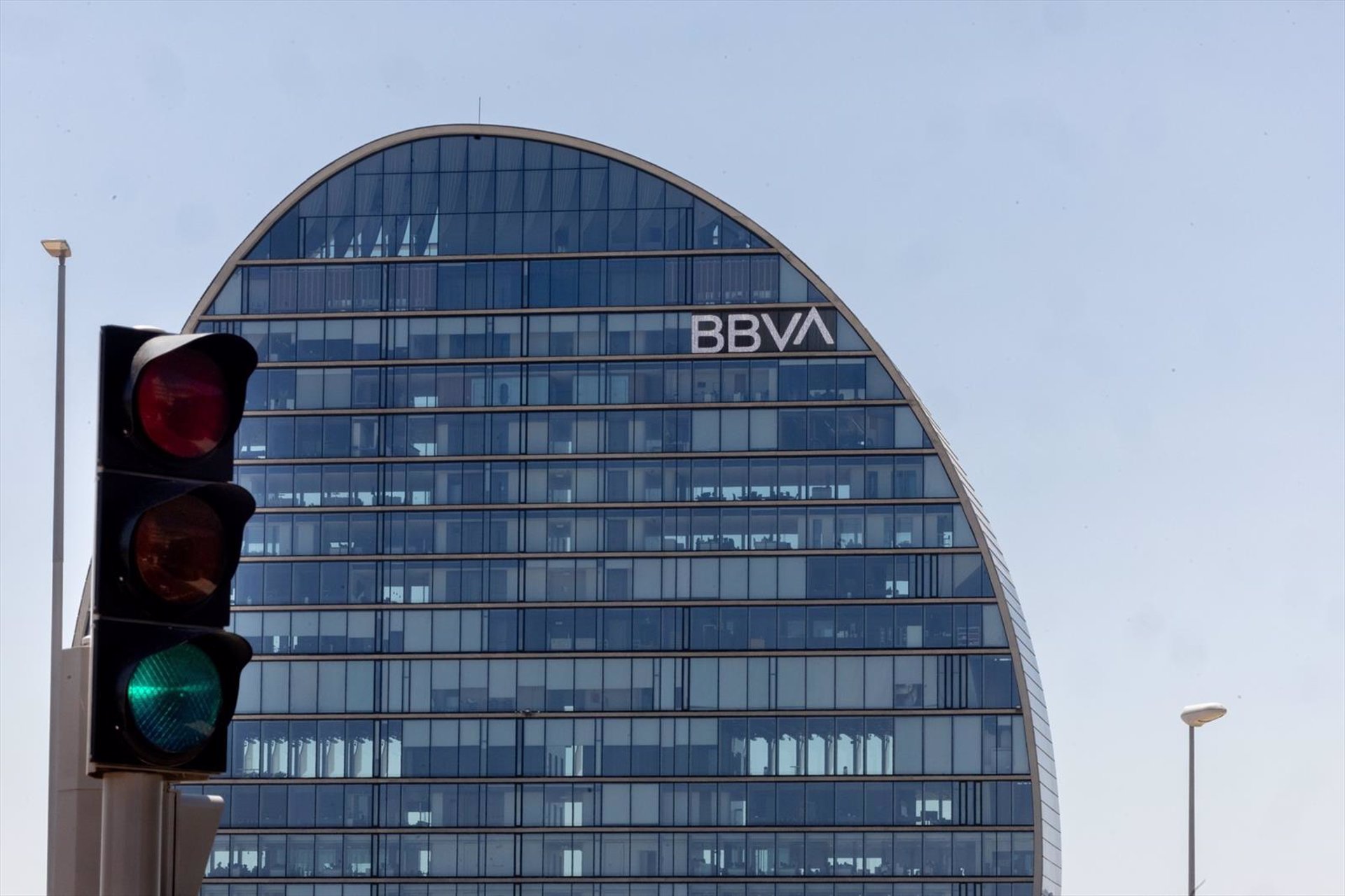 El FMI cree que los efectos sobre la competencia de la OPA de BBVA se mitigarían con las medidas de la CNMC