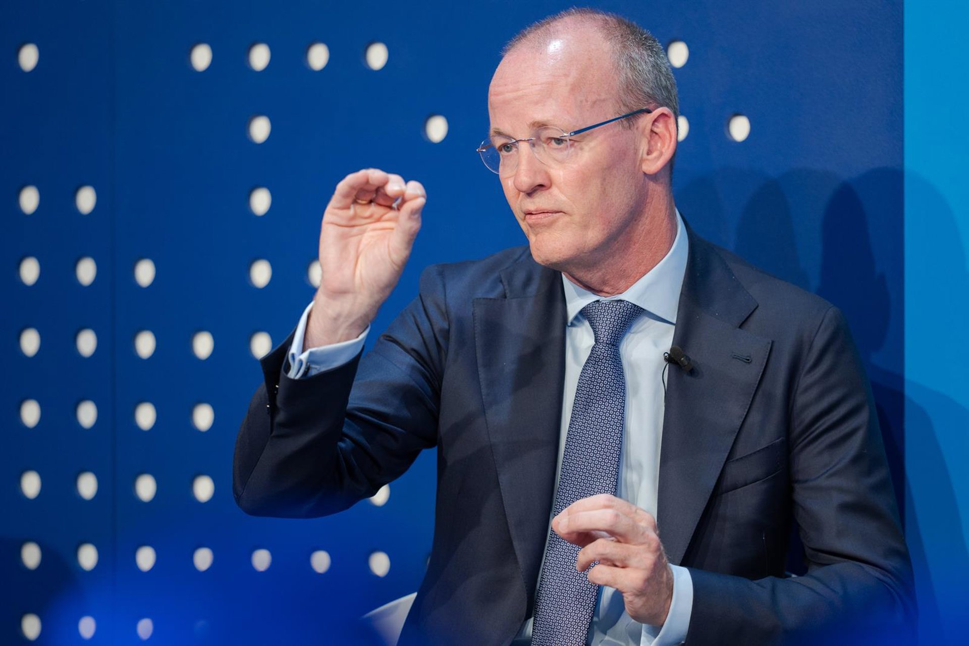 Knot (BCE) augura que el instituto emisor opte por mantener los tipos de interés durante «bastante tiempo»