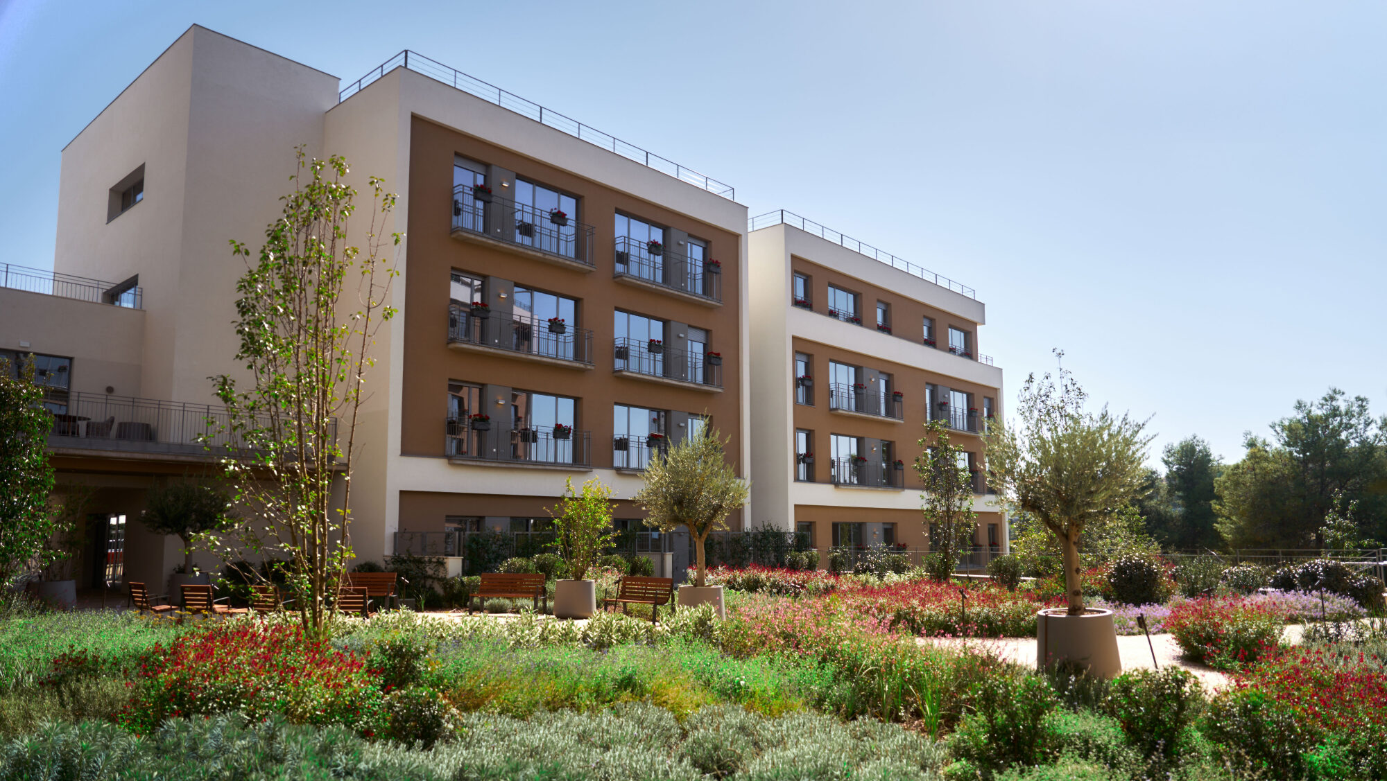 Invertir en espacios habitables para nuestros mayores