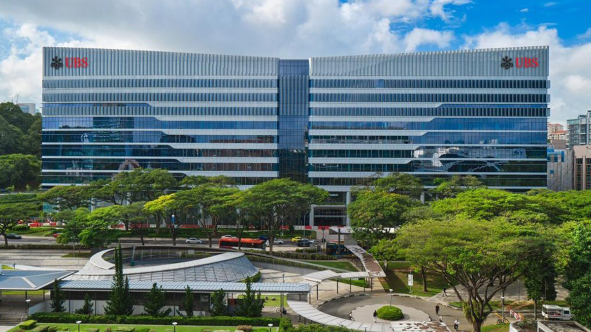 UBS eleva un 41% el beneficio hasta junio, tras ganar más del doble en el segundo trimestre