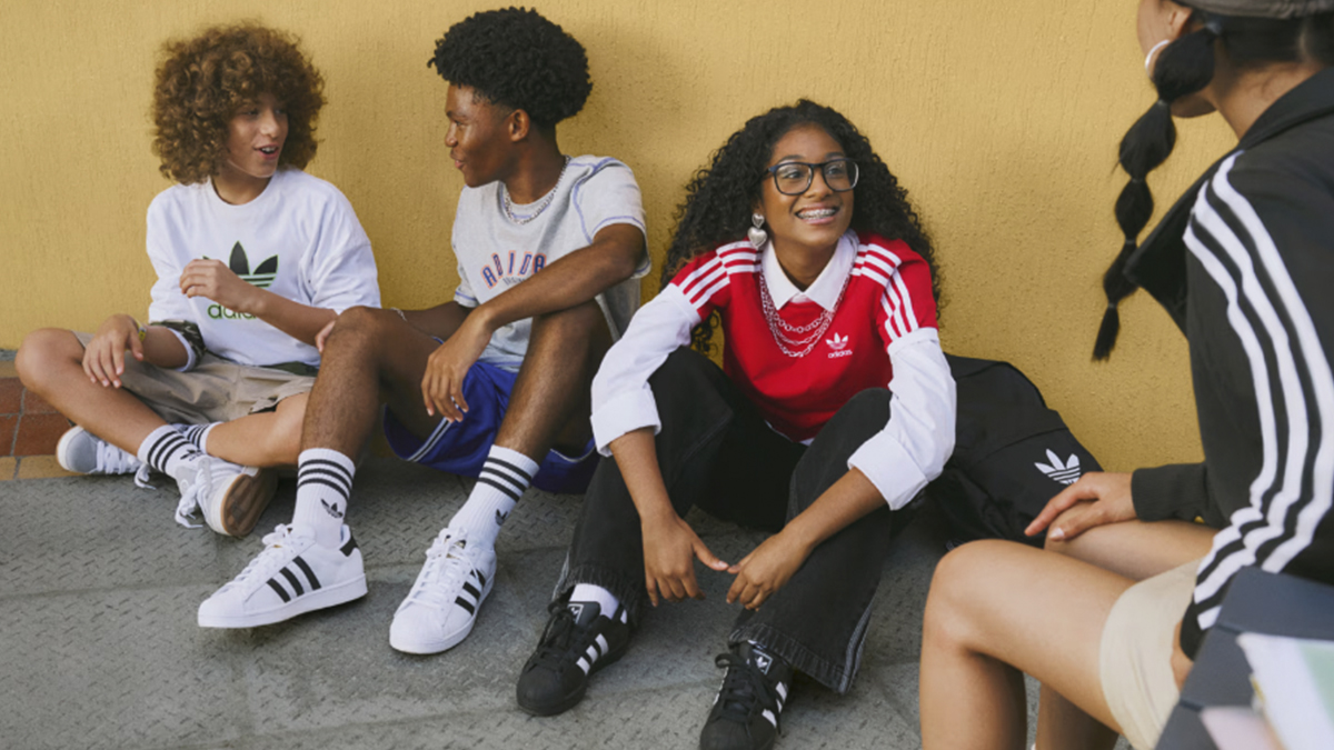 Adidas gana un 121% más hasta junio, pero baja hasta un 9% en Bolsa por la incertidumbre arancelaria