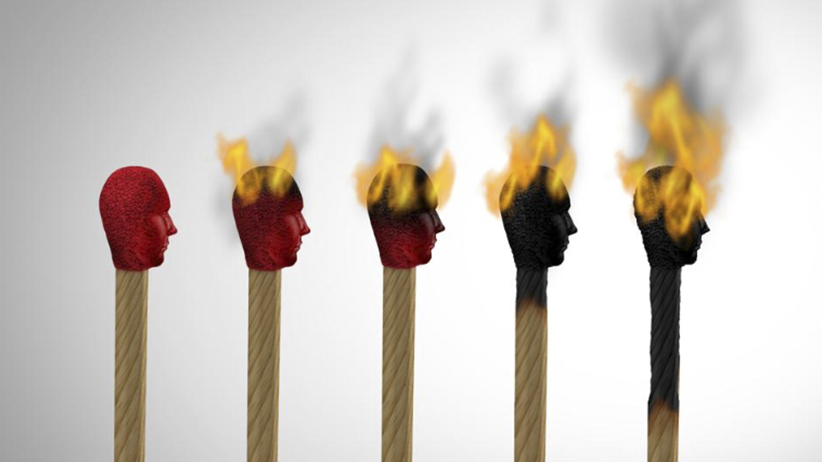 ¿Desmotivados y agotados? Cinco estrategias de liderazgo que realmente funcionan en 2025