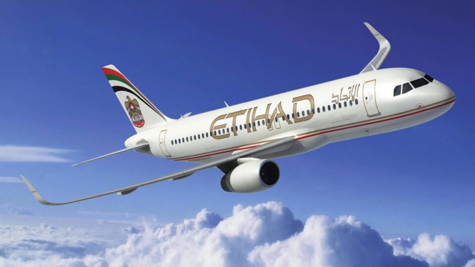 Etihad Airways recibe el primero de los 20 aviones Airbus A321LR que incorporará a su flota