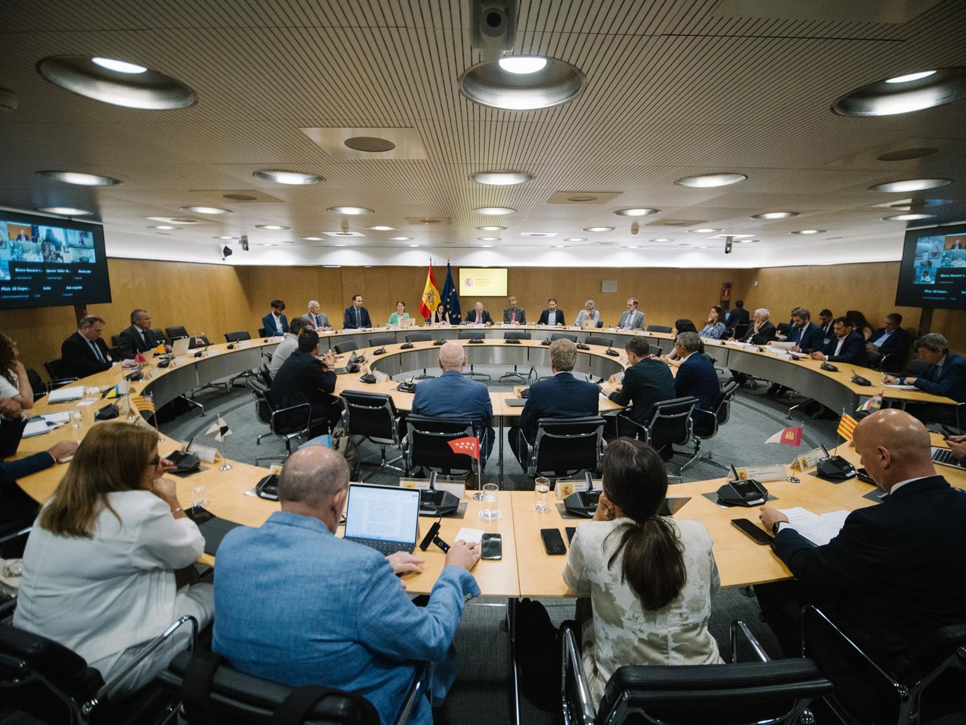 Hereu anuncia 9 millones para la próxima convocatoria de ayudas a las Agrupaciones Empresariales Innovadoras