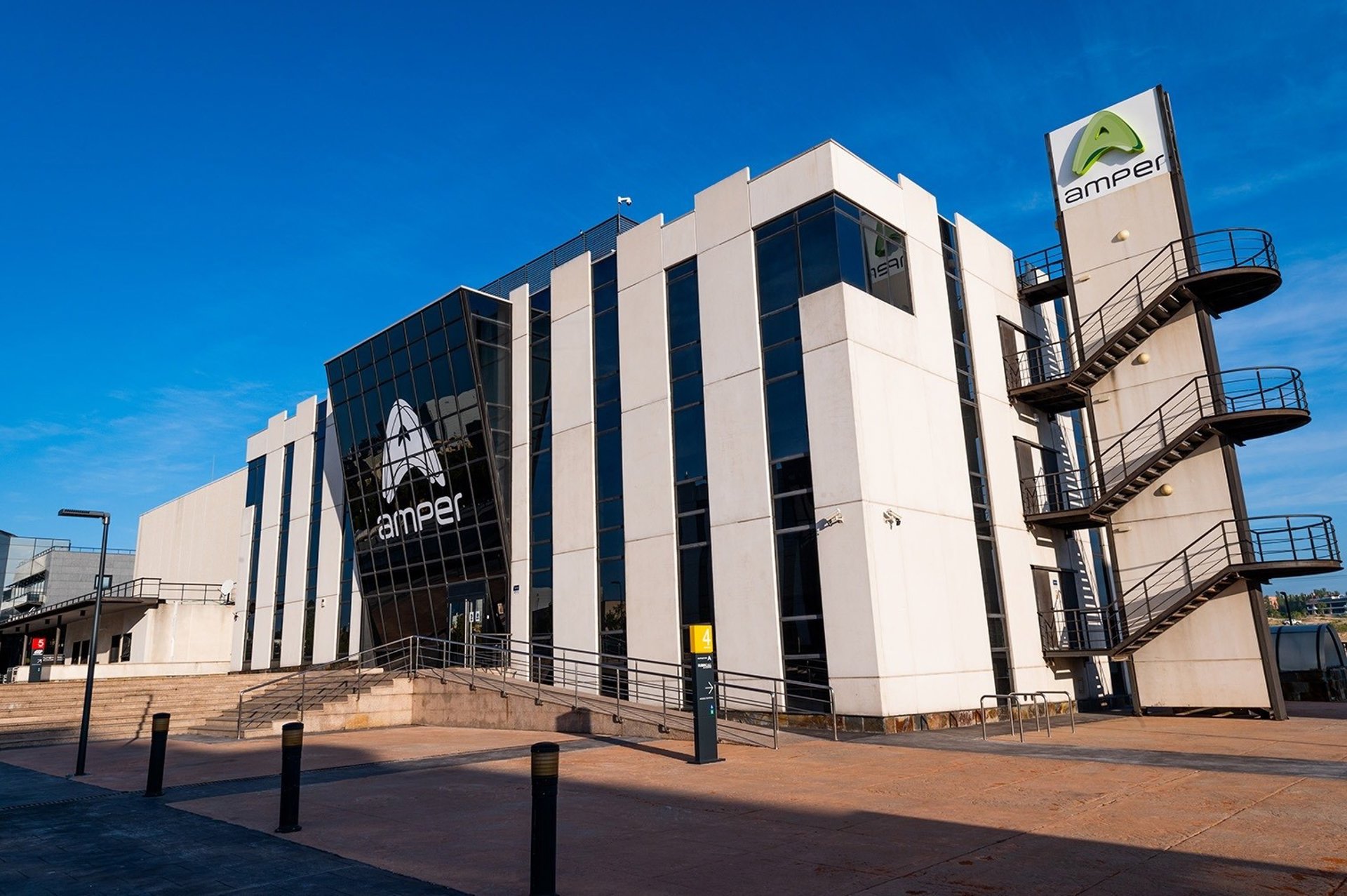 El periodo de suscripción preferente para la ampliación de capital de Amper arranca este jueves, 3 de julio