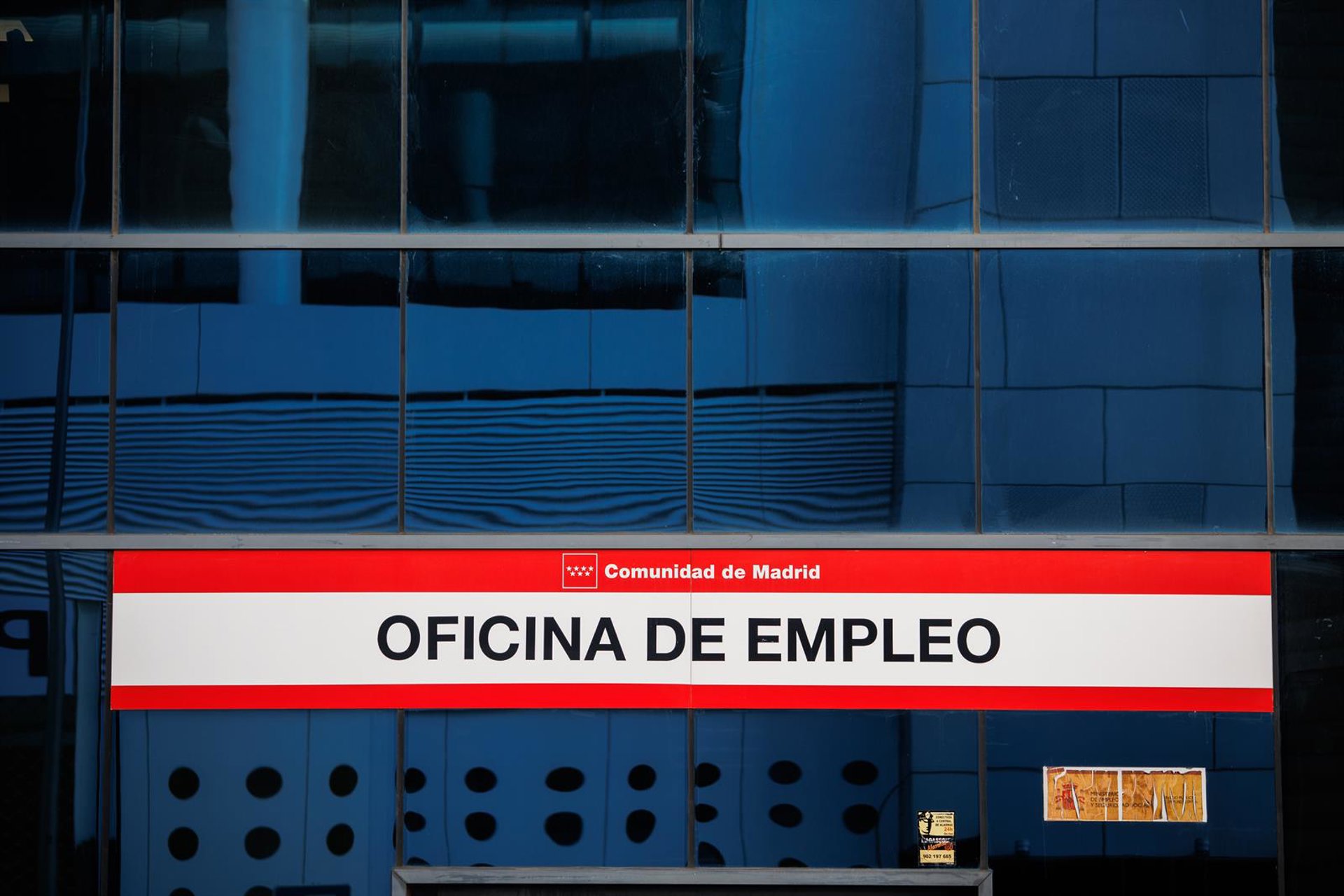 Funcas avisa de la fuerte desaceleración del empleo de los trabajadores extranjeros