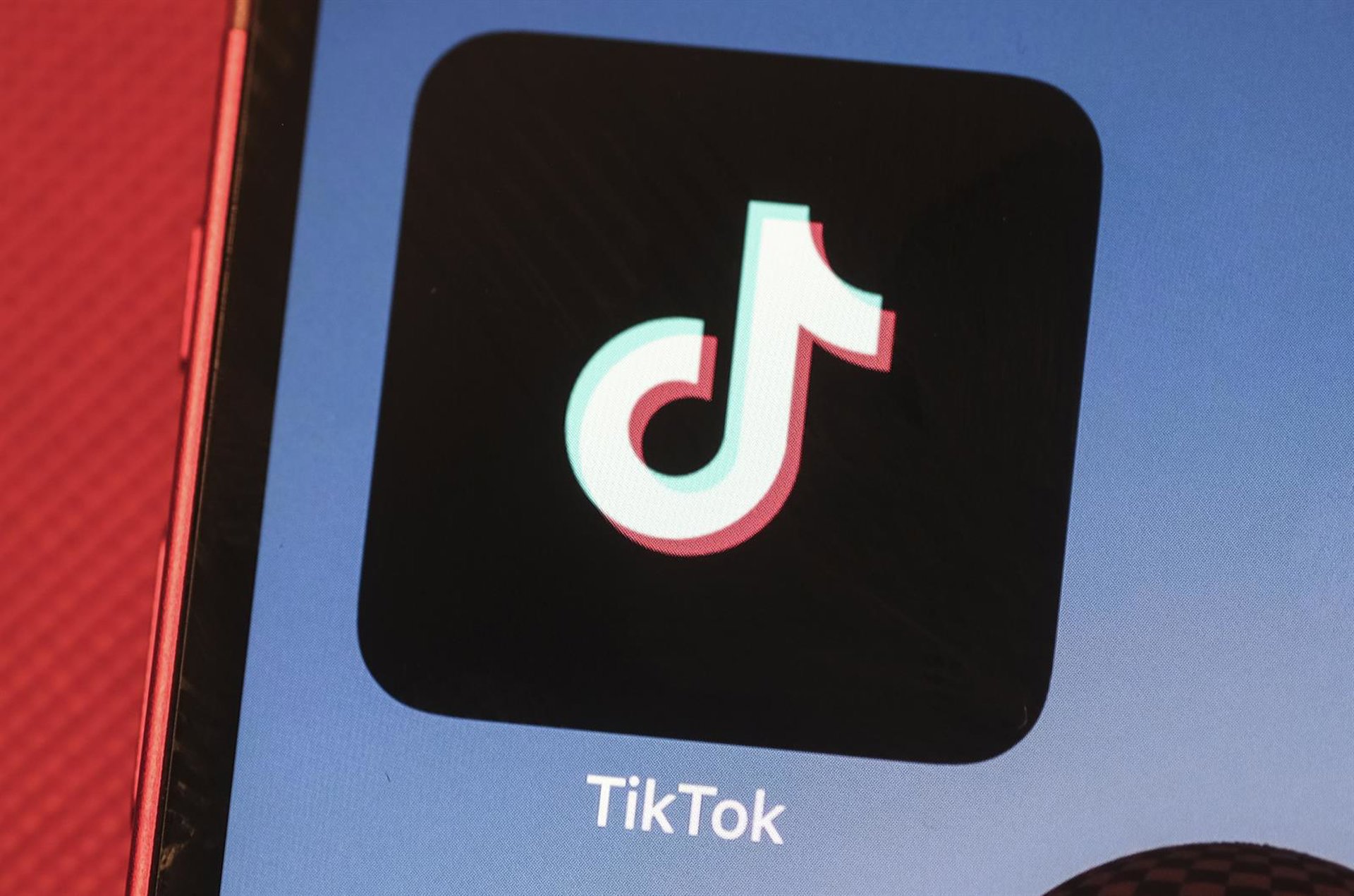 TikTok trabaja en una versión de su app específica para EEUU ante su probable venta, según ‘The Information’