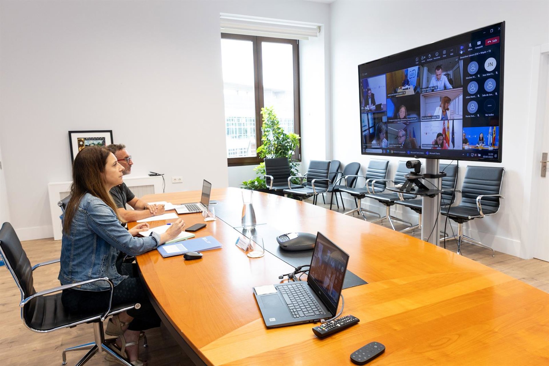 La Xunta reclama al Gobierno central más fondos para garantizar la renovación generacional en el agro